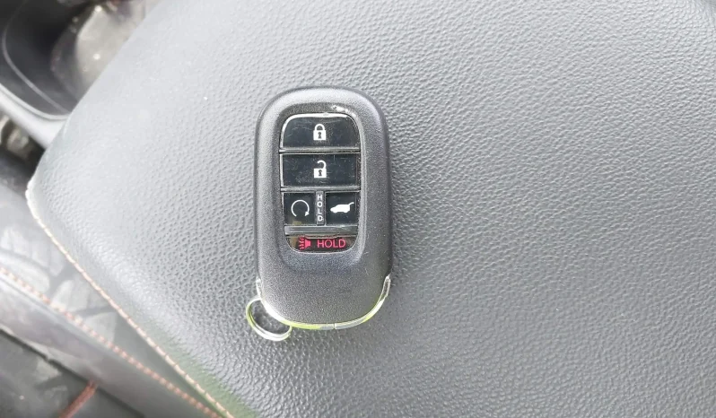 
								Honda CR-V Hybrid full									