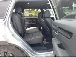 
										Honda CR-V Hybrid full									