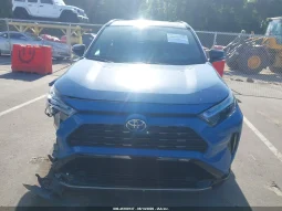 
										Toyota RAV4 full									