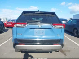 
										Toyota RAV4 full									