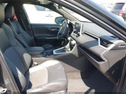 
										Toyota RAV4 full									