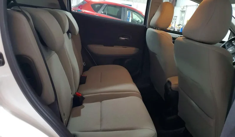 
								Honda HR-V full									