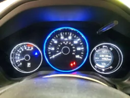 
										Honda HR-V full									