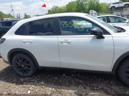 
										Honda HR-V full									