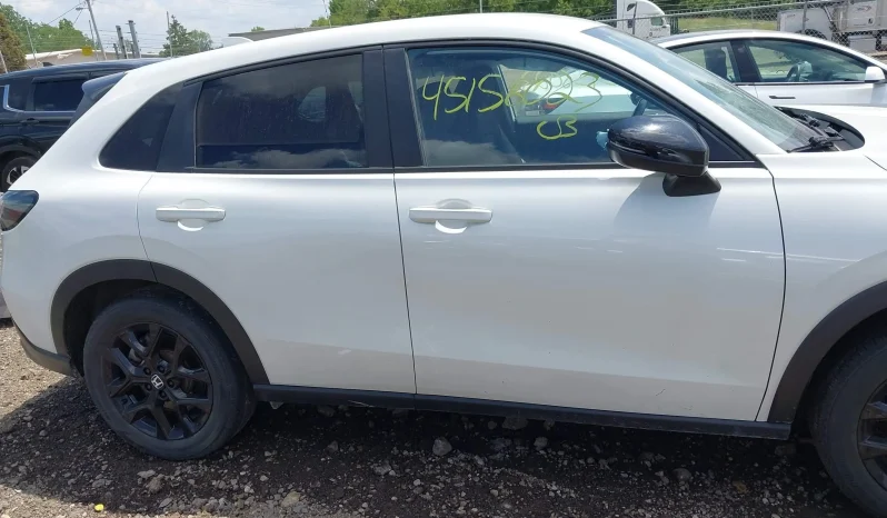 
								Honda HR-V full									