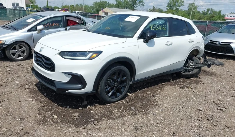 
								Honda HR-V full									