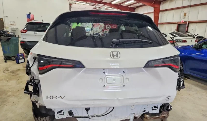 
								Honda HR-V full									