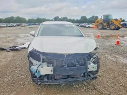 
										Mazda CX-30 full									