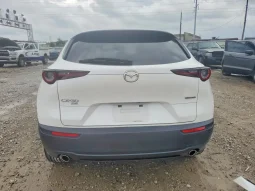 
										Mazda CX-30 full									