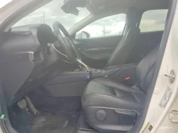 
										Mazda CX-30 full									