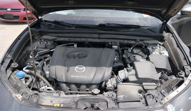 
								Mazda CX-30 full									