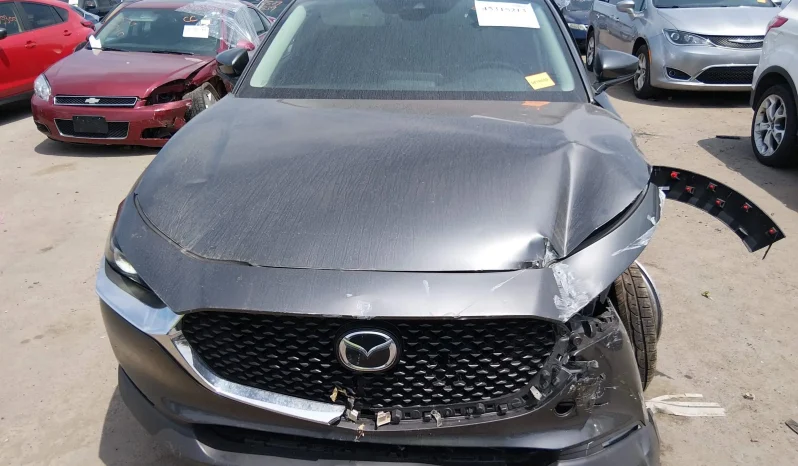 
								Mazda CX-30 full									