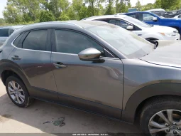 
										Mazda CX-30 full									