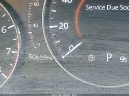 
										Mazda CX-30 full									