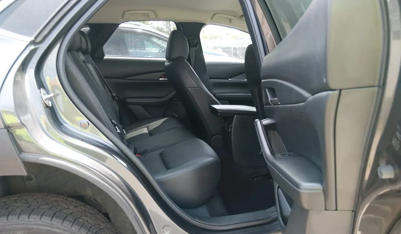 
								Mazda CX-30 full									
