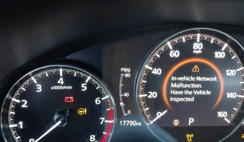 
								Mazda CX-30 full									