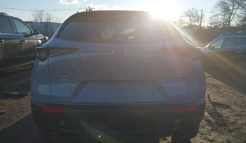 
								Mazda CX-30 full									