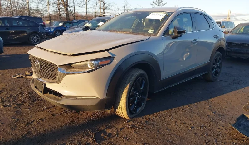 
								Mazda CX-30 full									