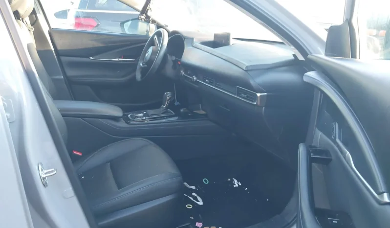 
								Mazda CX-30 full									