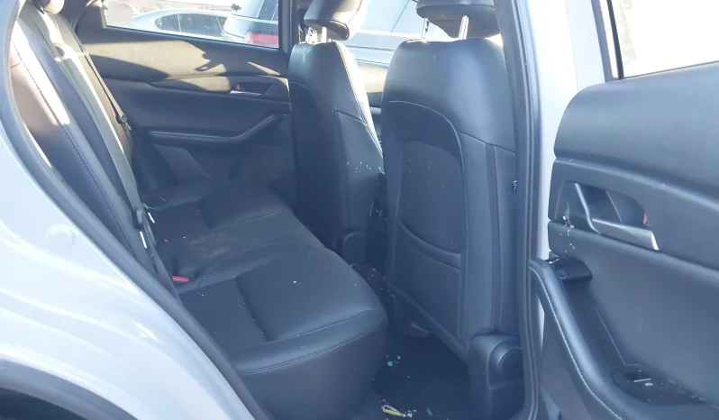
								Mazda CX-30 full									