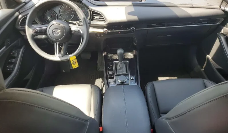 
								Mazda CX-30 full									