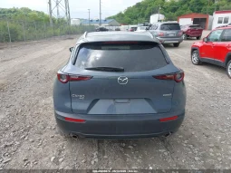 
										Mazda CX-30 full									