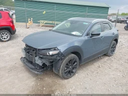 
										Mazda CX-30 full									