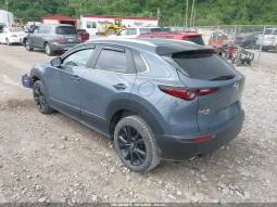 
										Mazda CX-30 full									