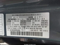 
										Mazda CX-30 full									