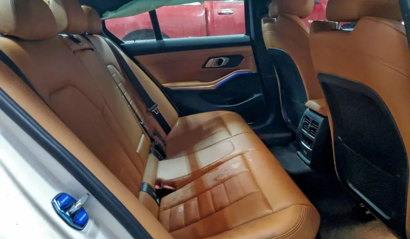
								BMW 3 Series full									