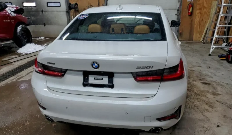 
								BMW 3 Series full									