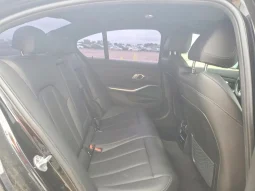 
										BMW 3 Series full									