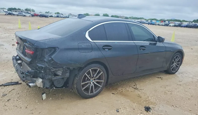 
								BMW 3 Series full									
