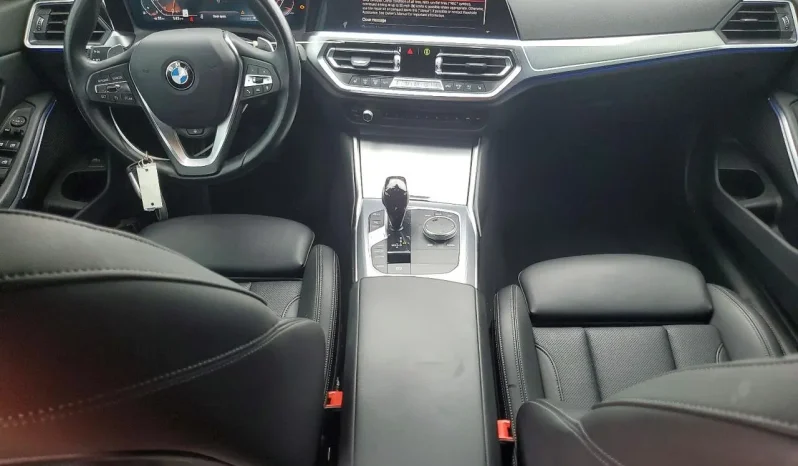 
								BMW 3 Series full									