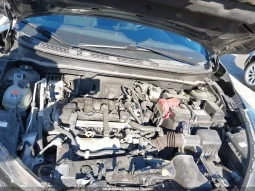 
										Nissan Kicks full									