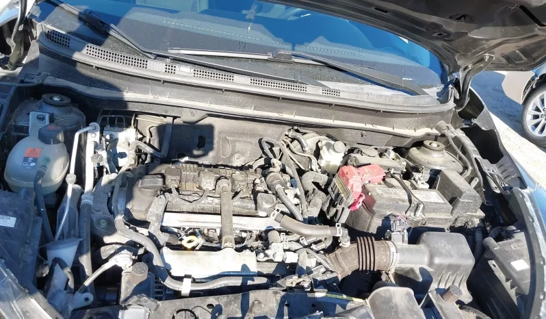 
								Nissan Kicks full									
