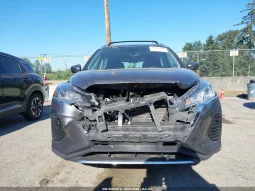 
										Nissan Kicks full									