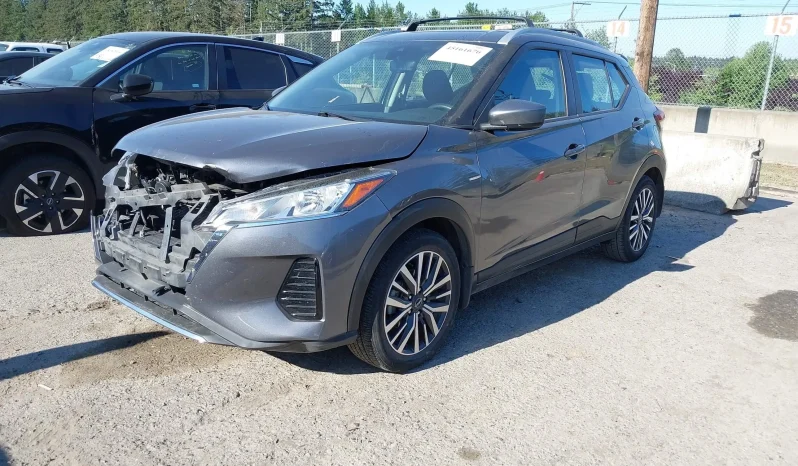 
								Nissan Kicks full									