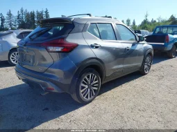 
										Nissan Kicks full									
