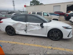 
										Toyota Camry full									