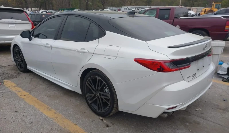 
								Toyota Camry full									