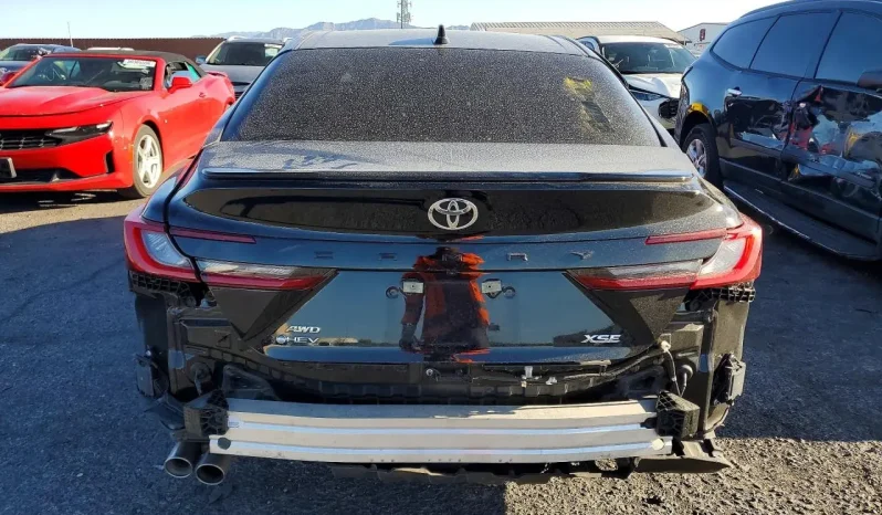 
								Toyota Camry full									
