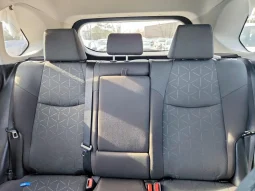 
										Toyota RAV4 full									