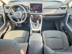 
										Toyota RAV4 full									