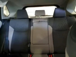 
										Toyota RAV4 full									