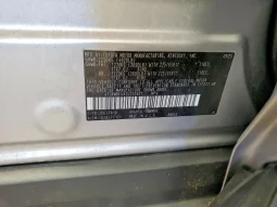
										Toyota RAV4 full									