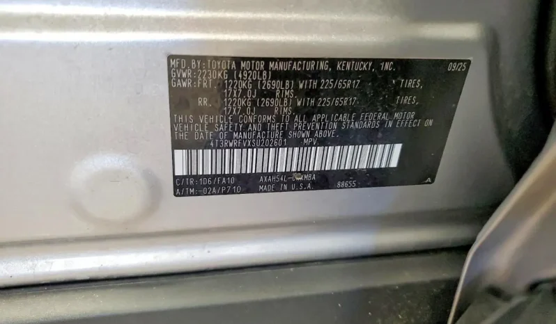 
								Toyota RAV4 full									
