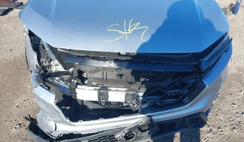 
								Honda CR-V full									