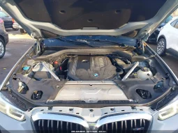 
										BMW X4 full									