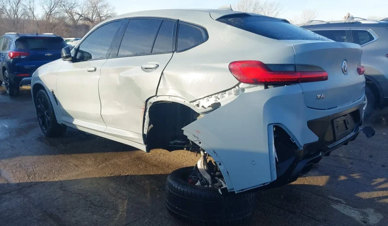 
								BMW X4 full									